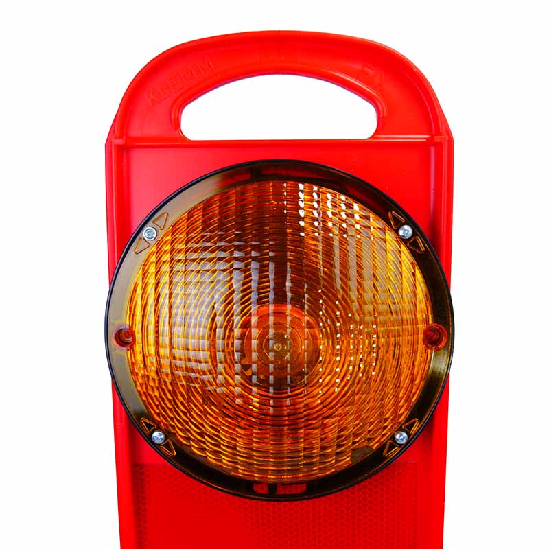 Klapp-Bake FlashMax Synchro | Schrägansicht | Leuchte im Detail